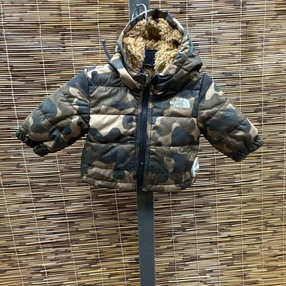 The North Face Puffer Jacket Reversible Mount Chimbo Baby 0-3 Mo. Utility Brown - Picture 2 of 3